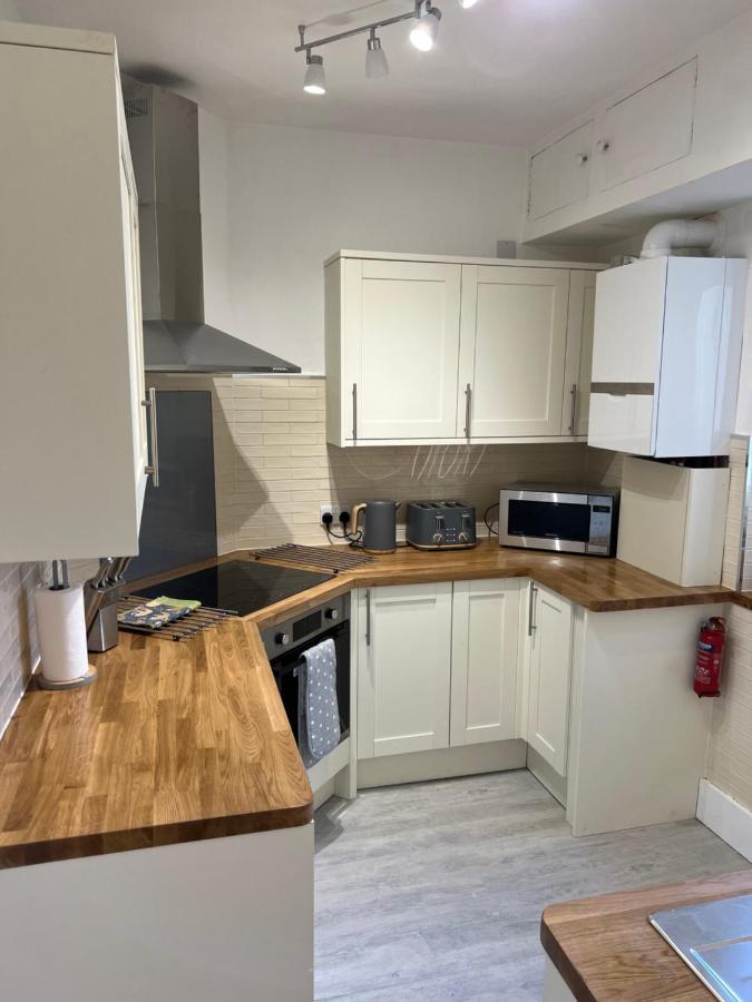Apartment Large Three Bed Two Bathroom Flat In Torquay